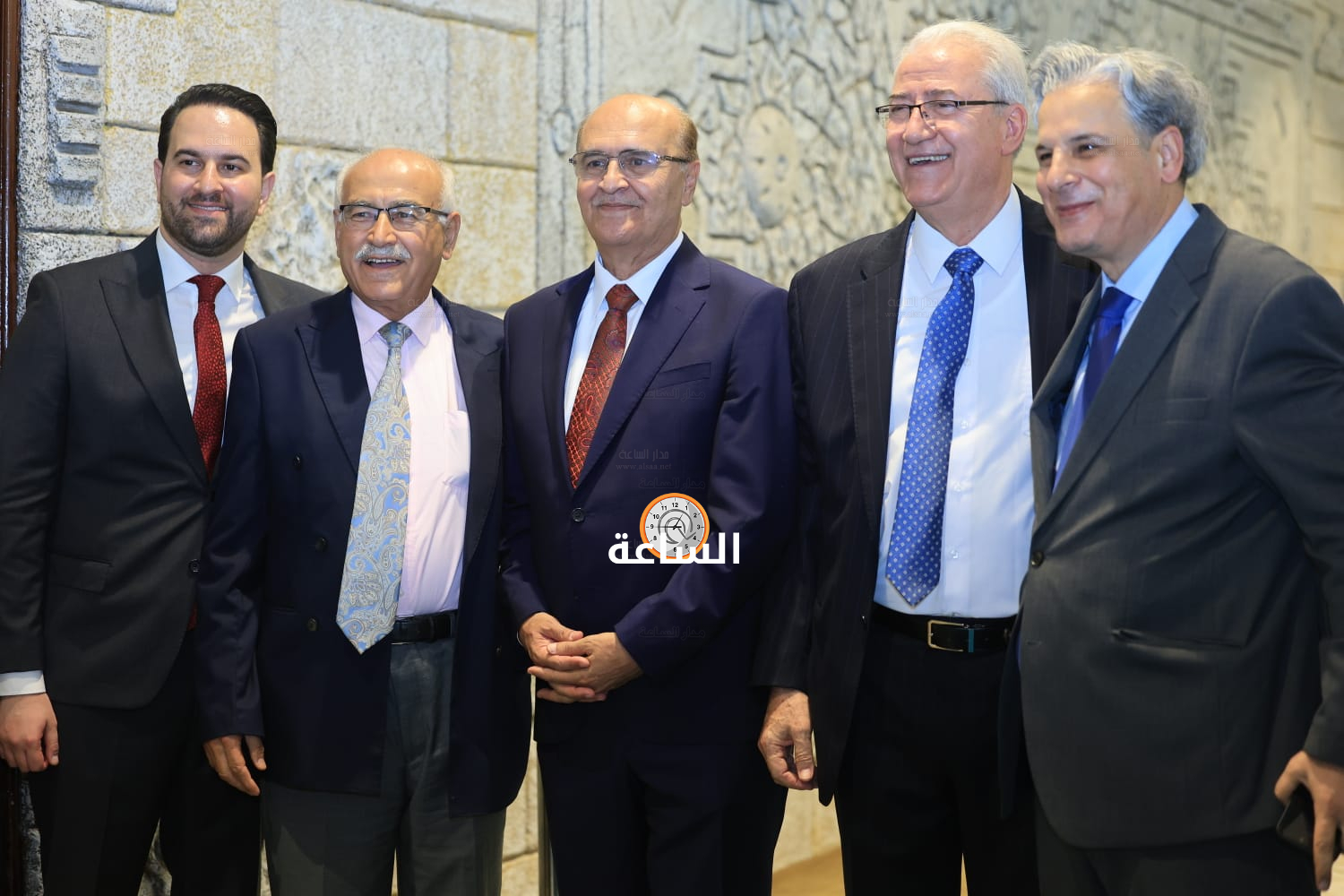 Madar Al-Saa Images 0.1831272907359821