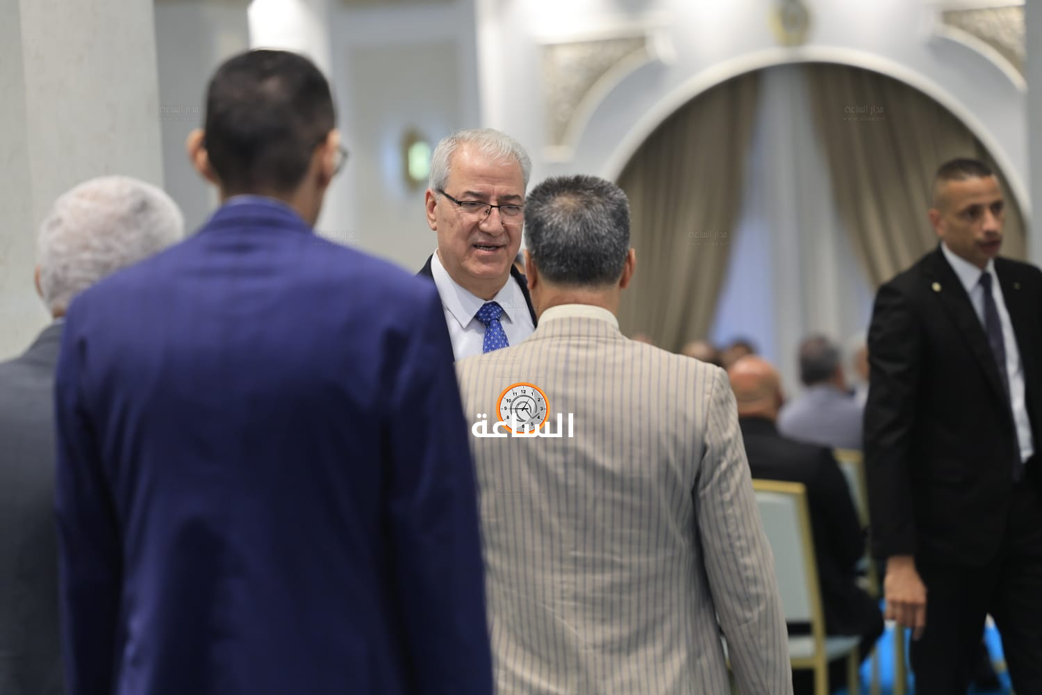 Madar Al-Saa Images 0.3337794510147264
