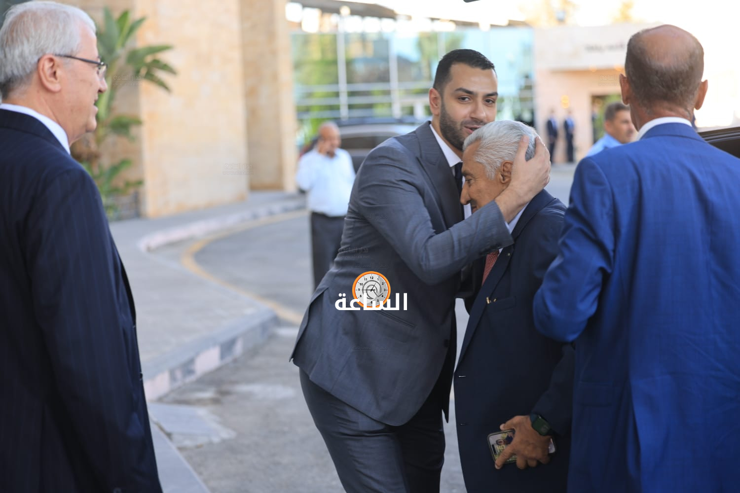 Madar Al-Saa Images 0.08559251520120847