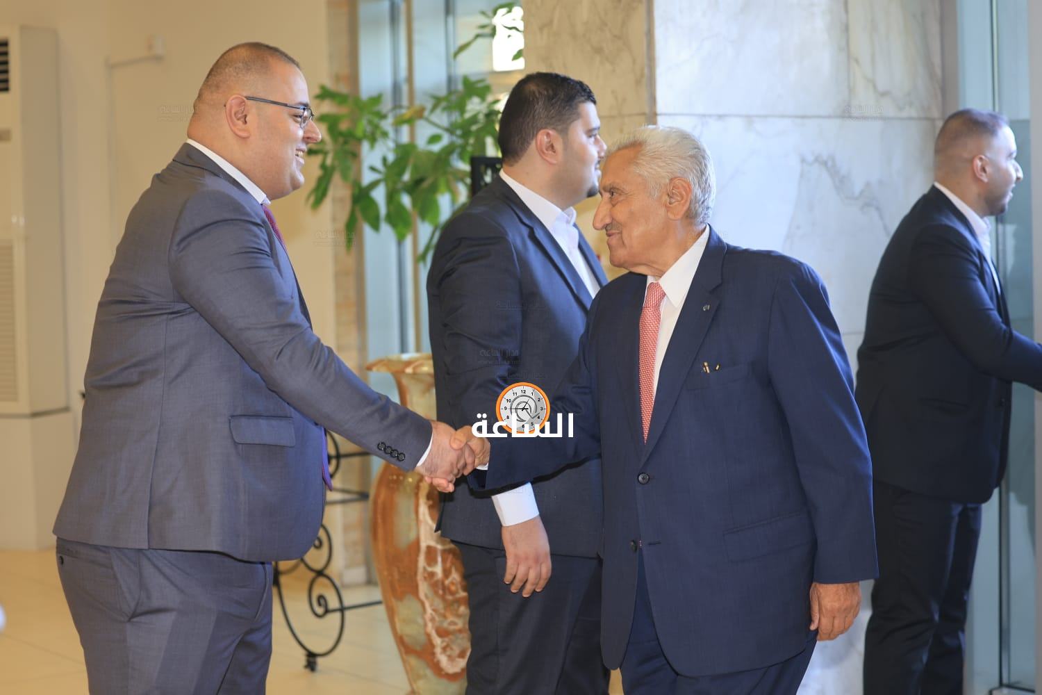 Madar Al-Saa Images 0.27409873769828275