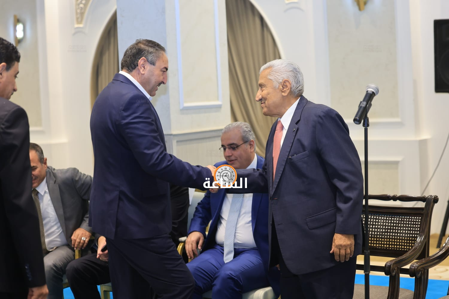 Madar Al-Saa Images 0.7091969121069299