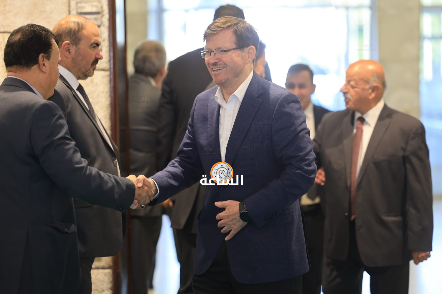 Madar Al-Saa Images 0.5204727658514957