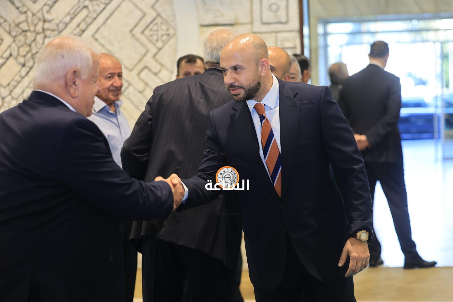Madar Al-Saa Images 0.6464829243466869