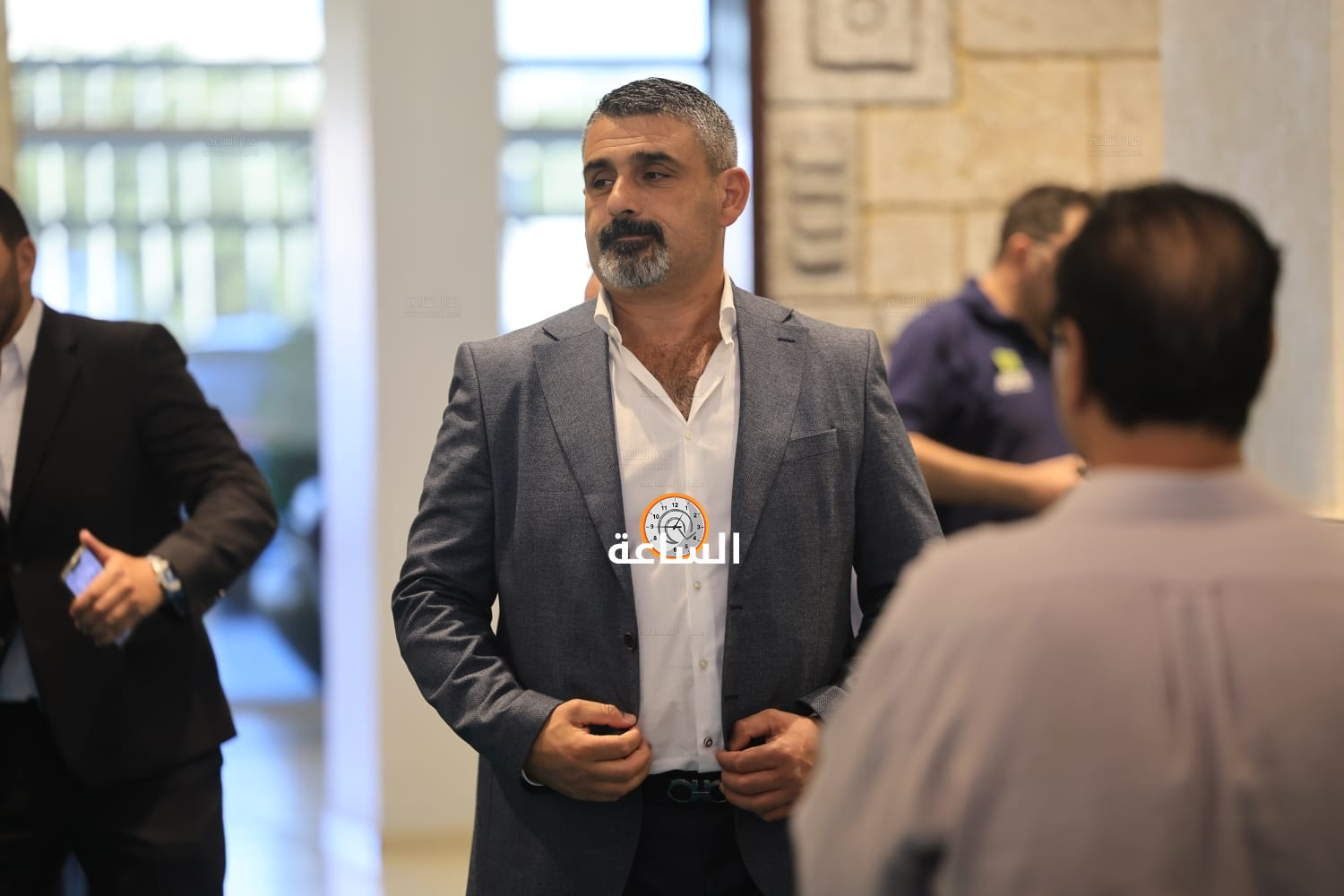 Madar Al-Saa Images 0.539376158849544