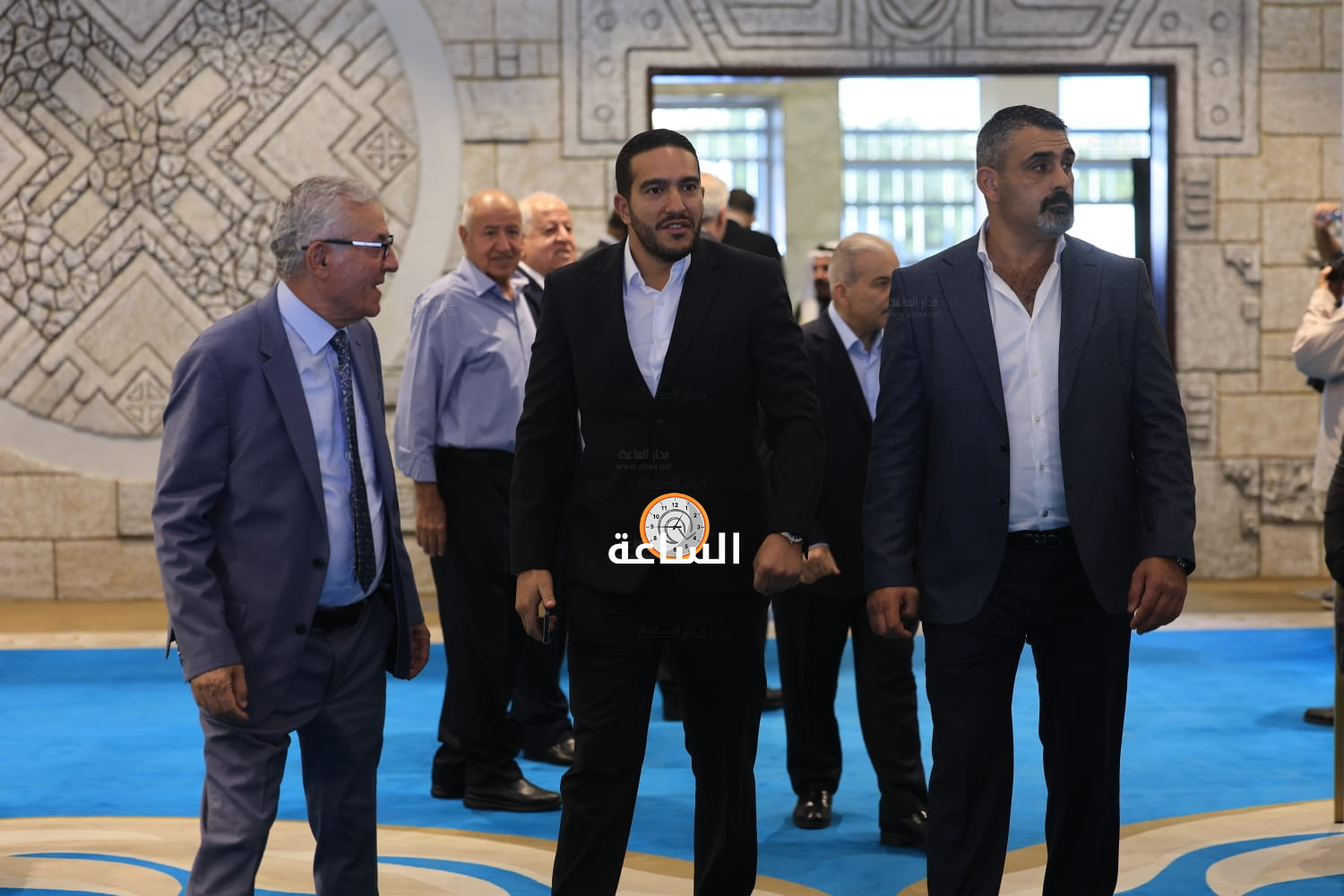 Madar Al-Saa Images 0.3623667479393492