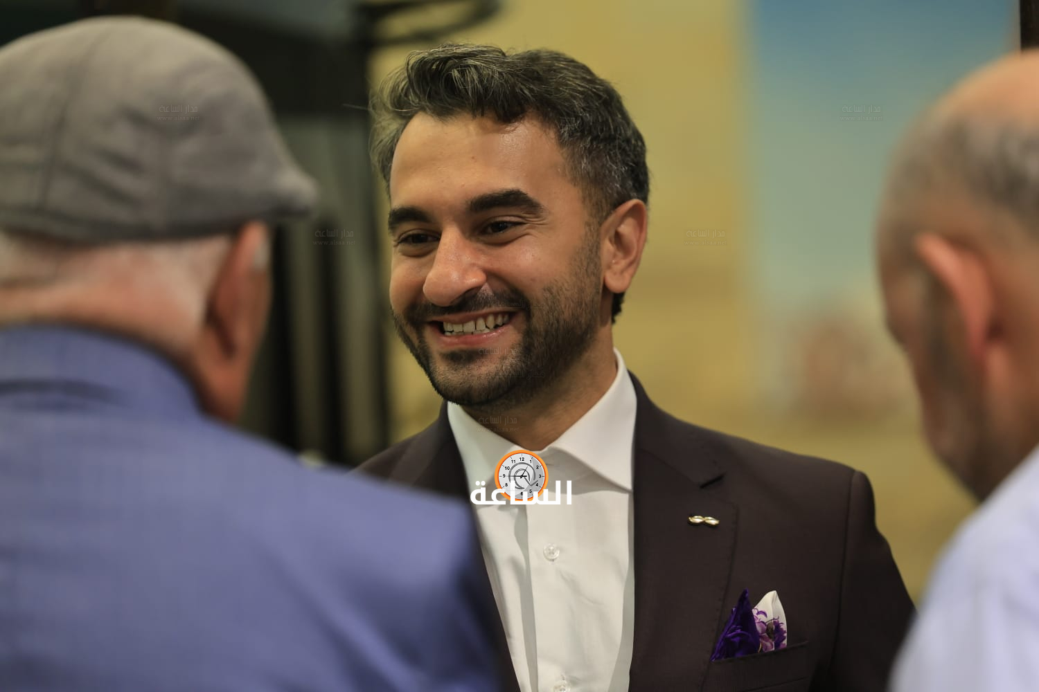 Madar Al-Saa Images 0.5630023922542575