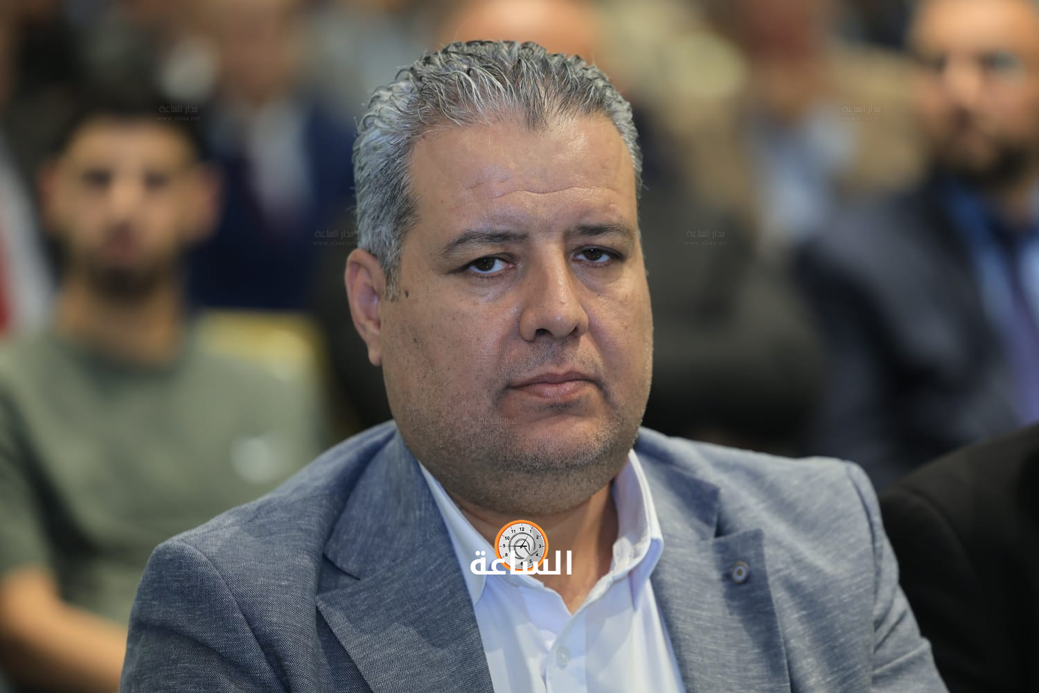 Madar Al-Saa Images 0.8835683651439001