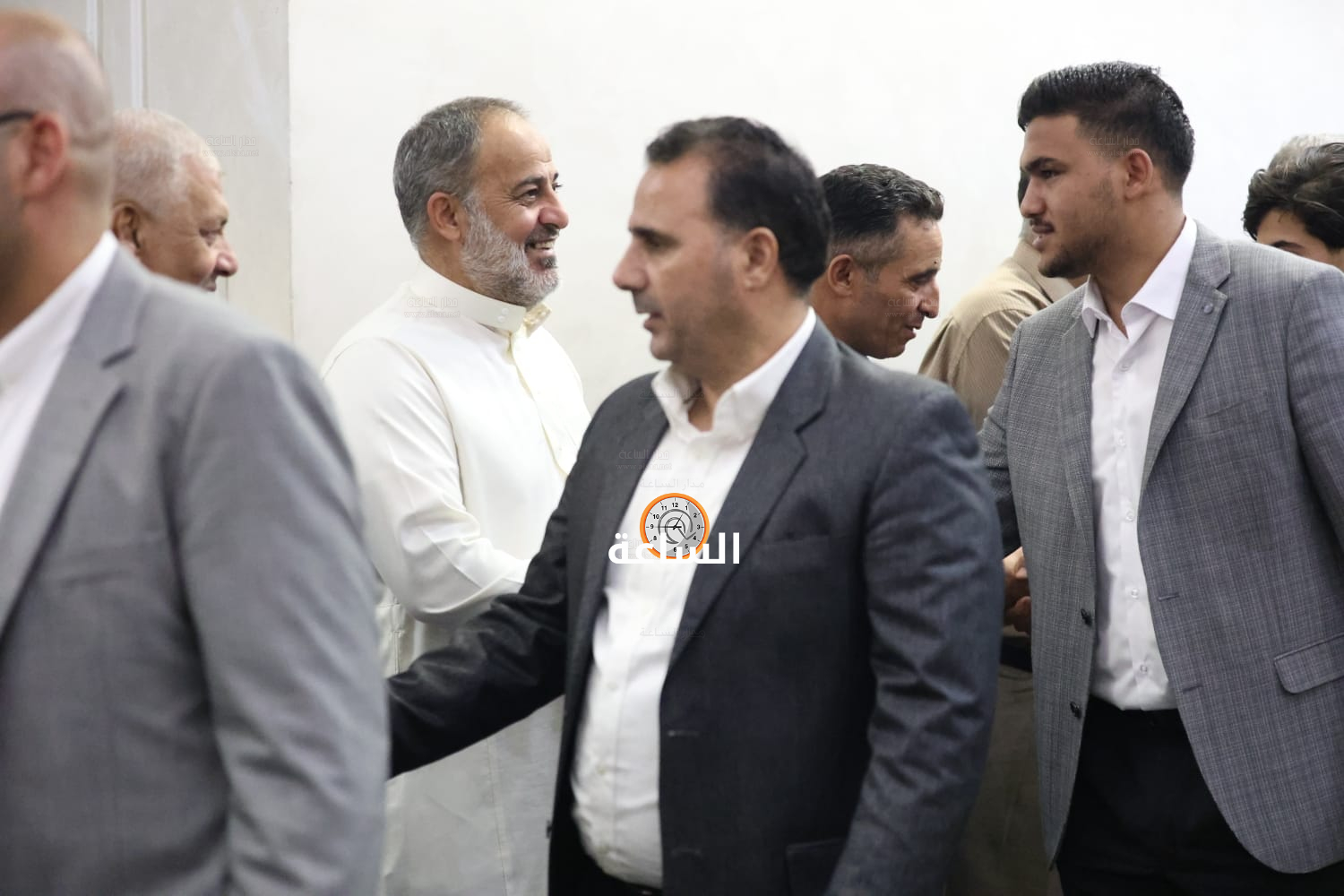 Madar Al-Saa Images 0.8332986640623037