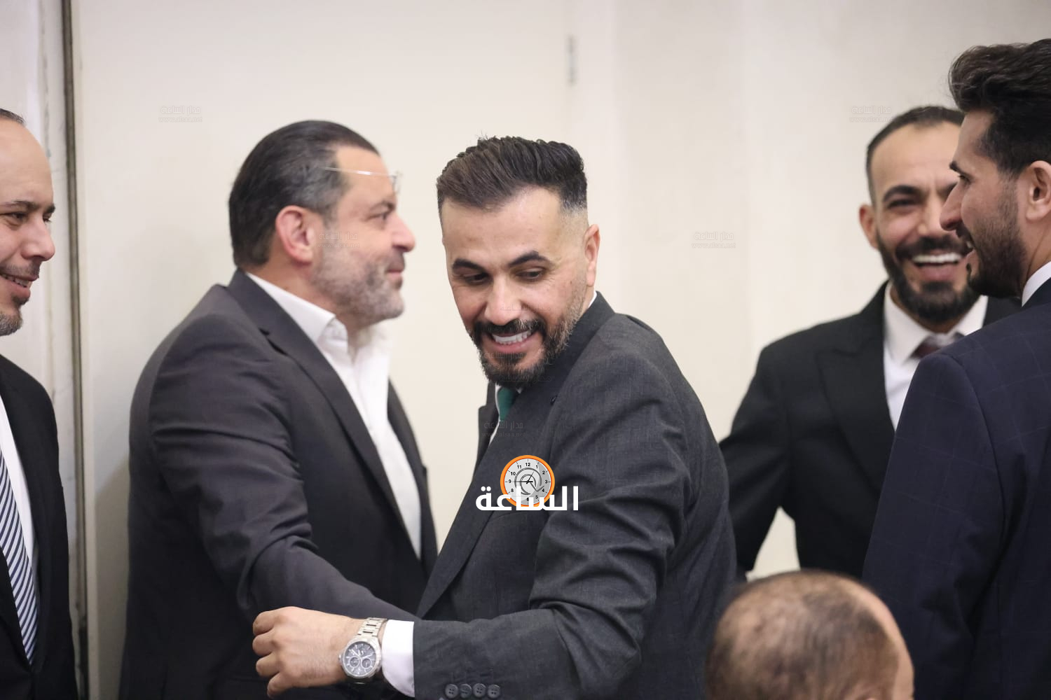 Madar Al-Saa Images 0.040995418153492724