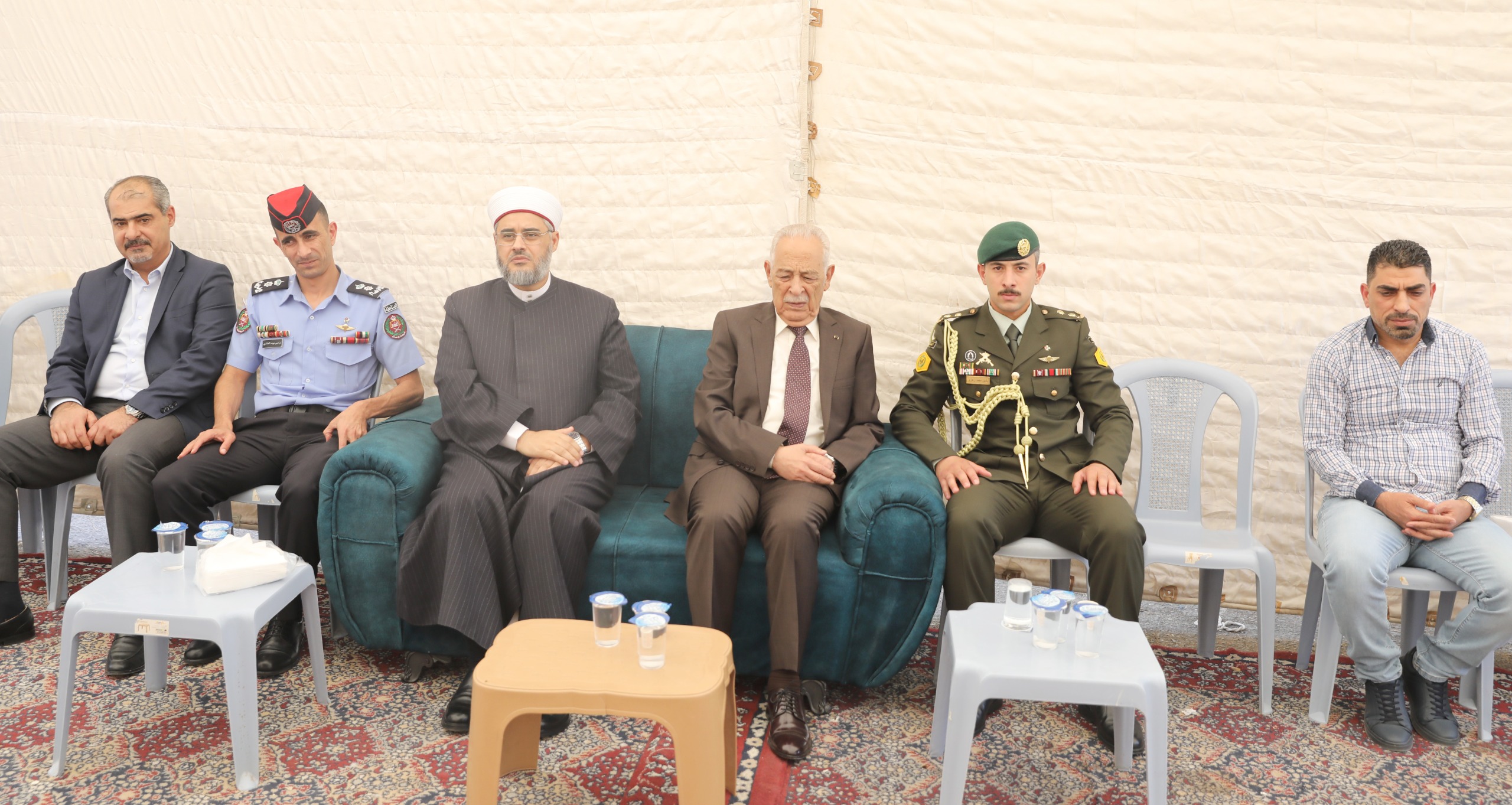 Madar Al-Saa Images 0.21302168116001907