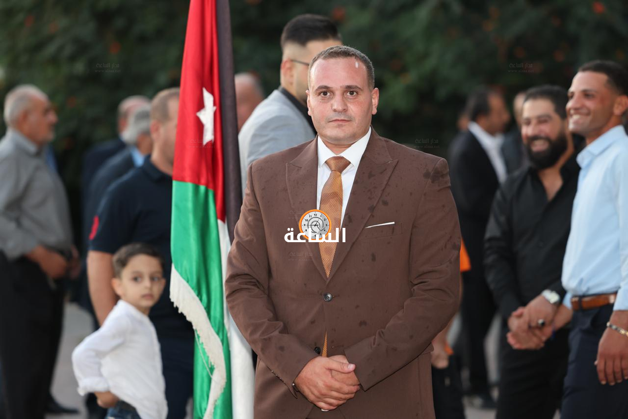 Madar Al-Saa Images 0.438621173188535