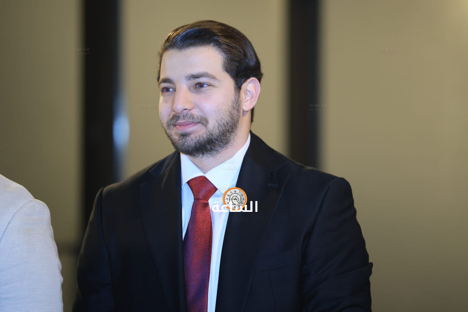 Madar Al-Saa Images 0.3845305672611279