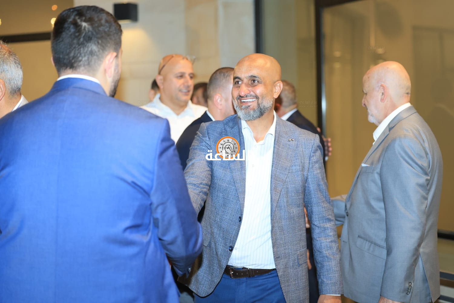 Madar Al-Saa Images 0.05636468415113938