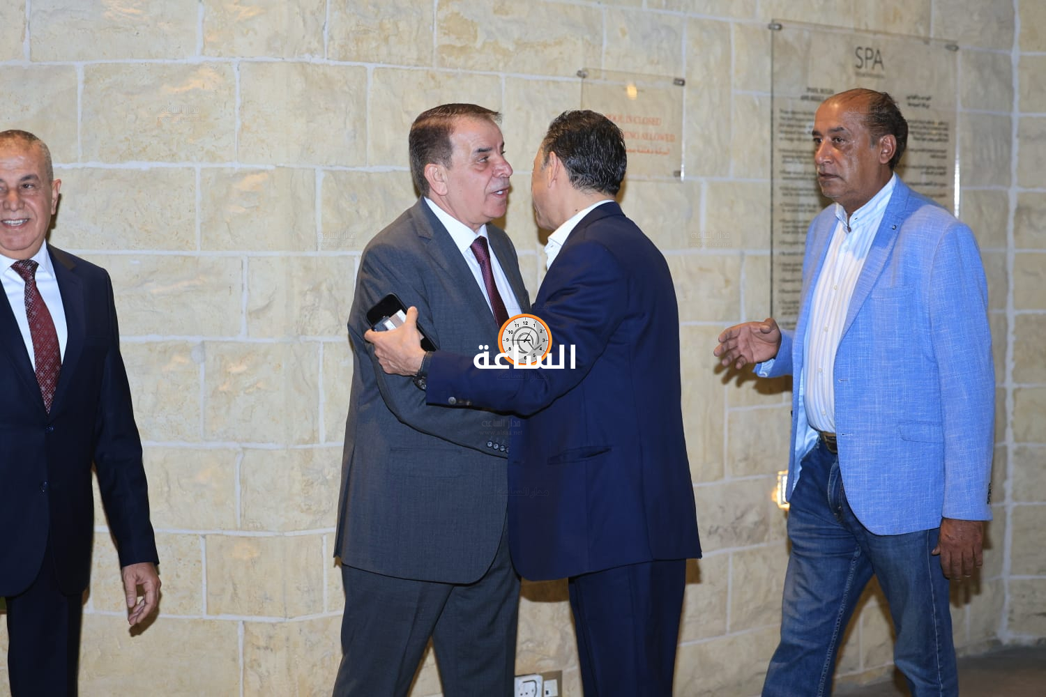 Madar Al-Saa Images 0.4591068551131454