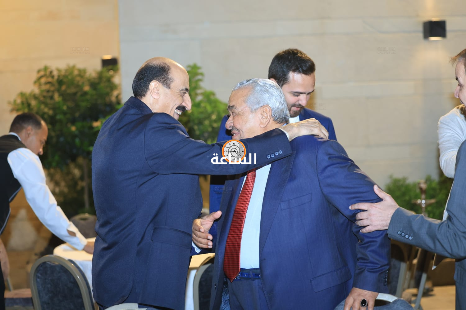 Madar Al-Saa Images 0.0012591063000992886