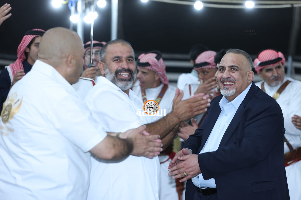 Madar Al-Saa Images 0.4356148912571177