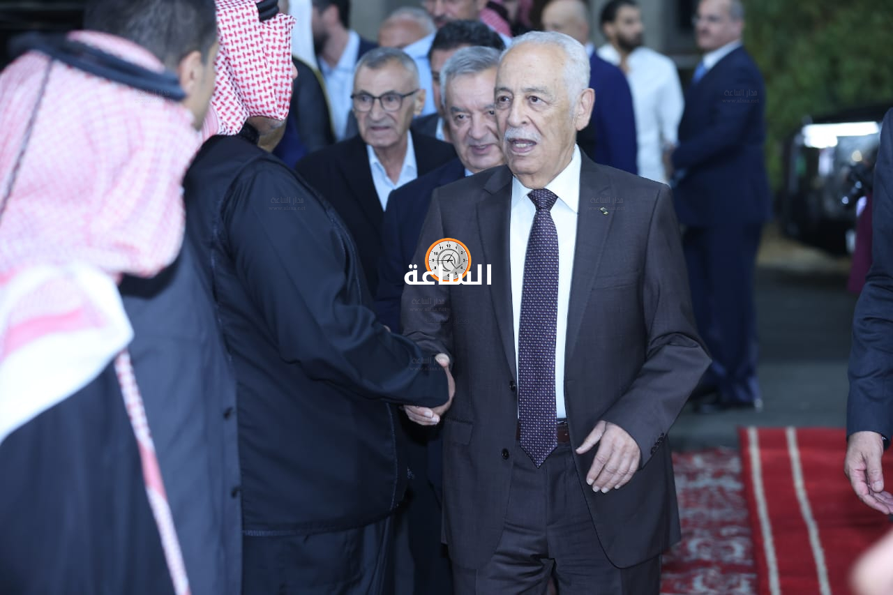 Madar Al-Saa Images 0.2800343022613989