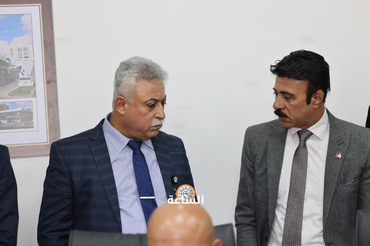 Madar Al-Saa Images 0.21522308193078432