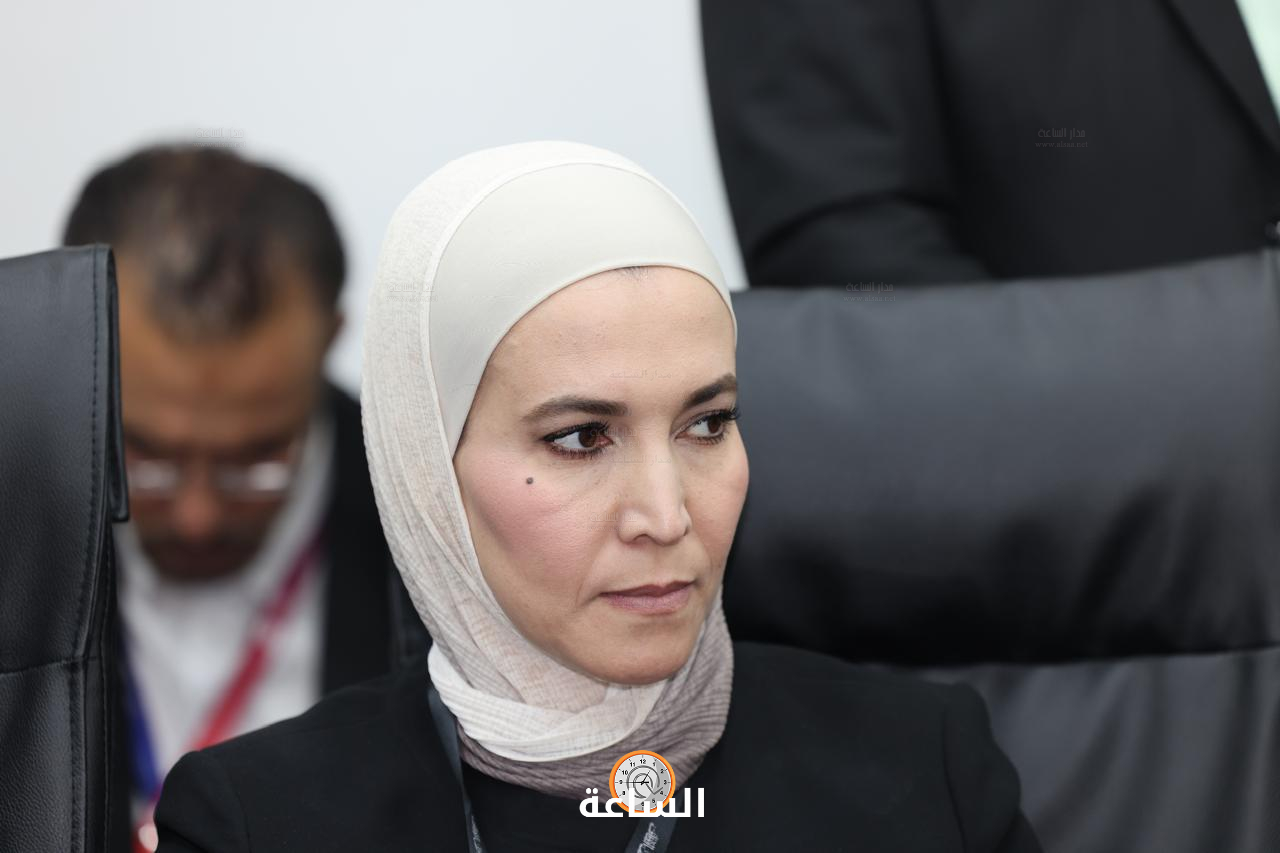 Madar Al-Saa Images 0.7609761270190072