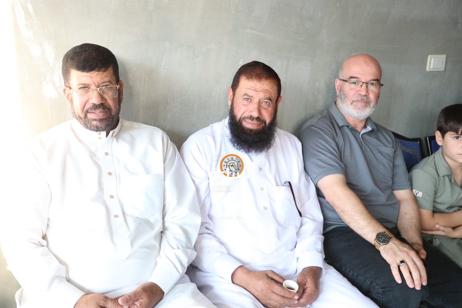 Madar Al-Saa Images 0.006088370108475072