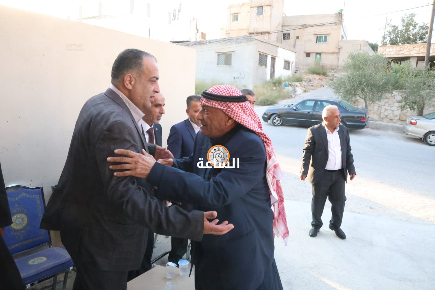 Madar Al-Saa Images 0.5221863423941736