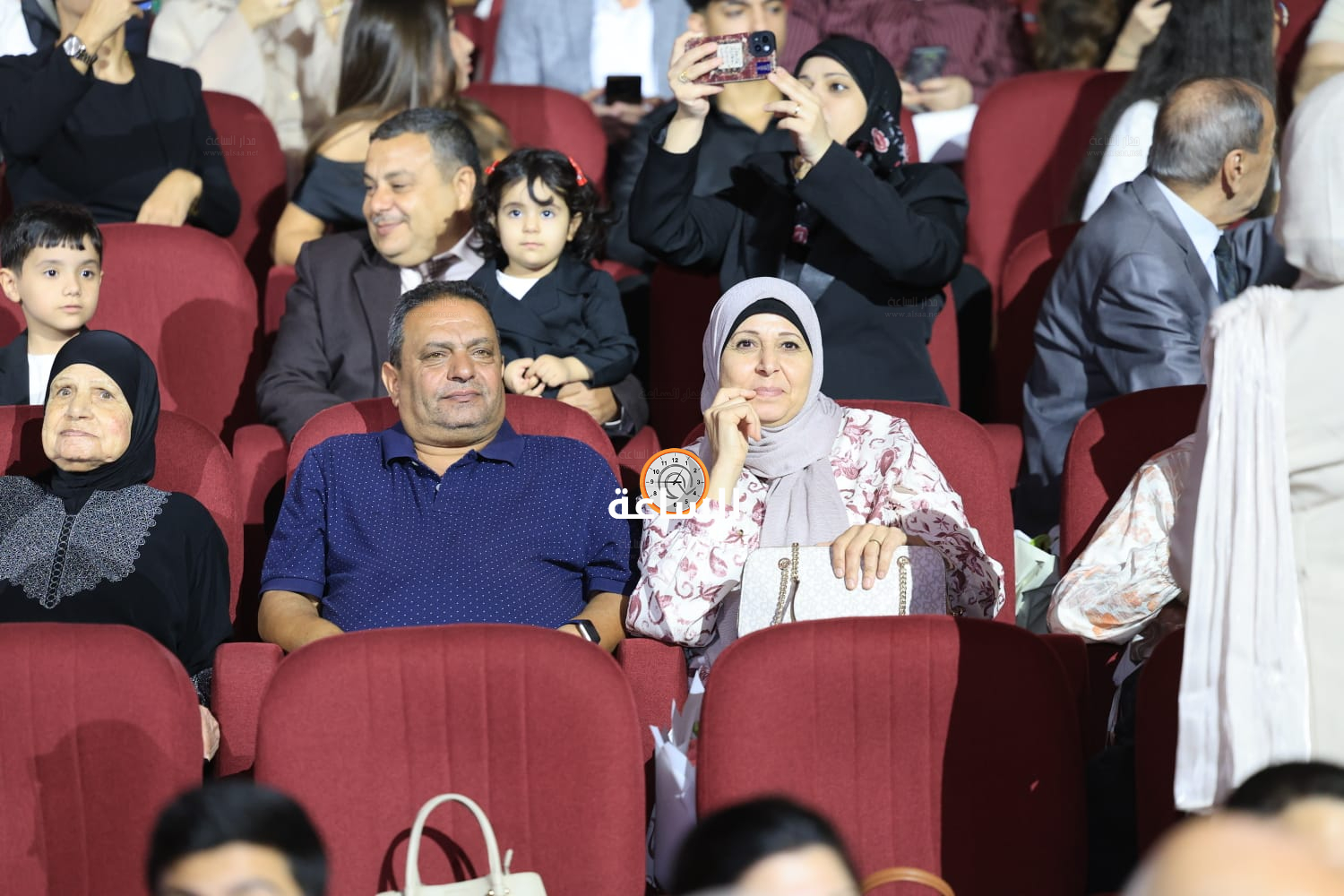 Madar Al-Saa Images 0.11699805764530158