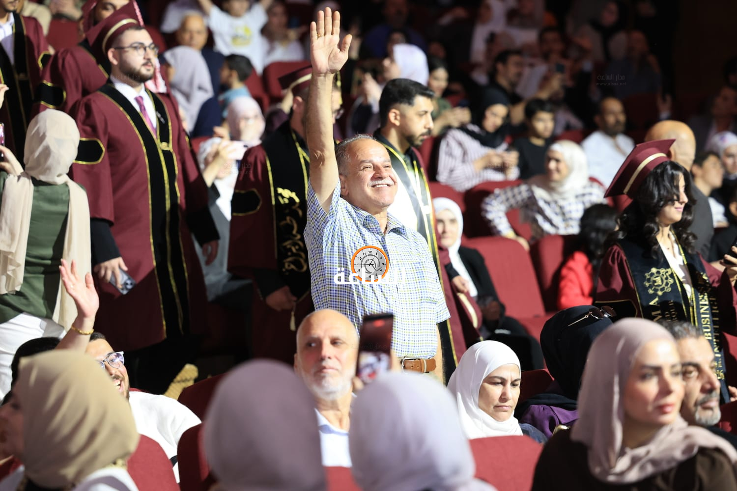 Madar Al-Saa Images 0.044035747037102335