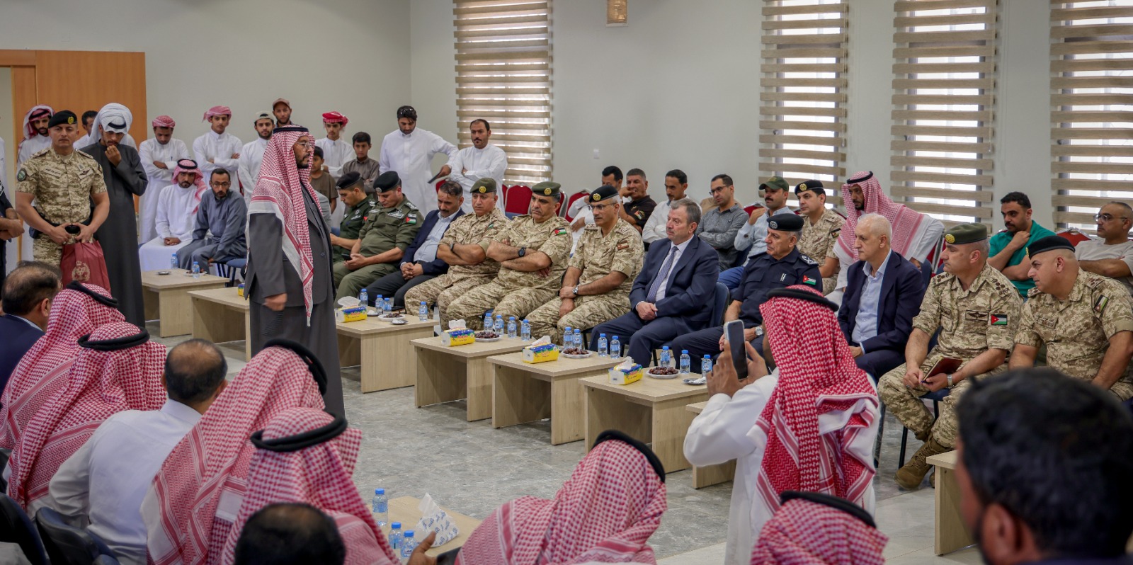 Madar Al-Saa Images 0.9321452622654515