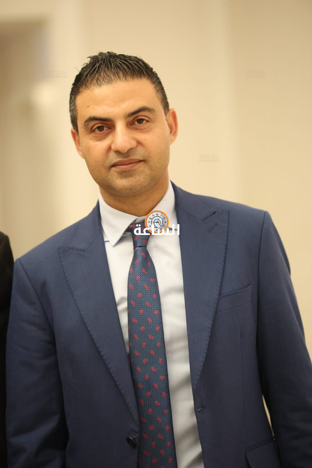 Madar Al-Saa Images 0.8896121309874759