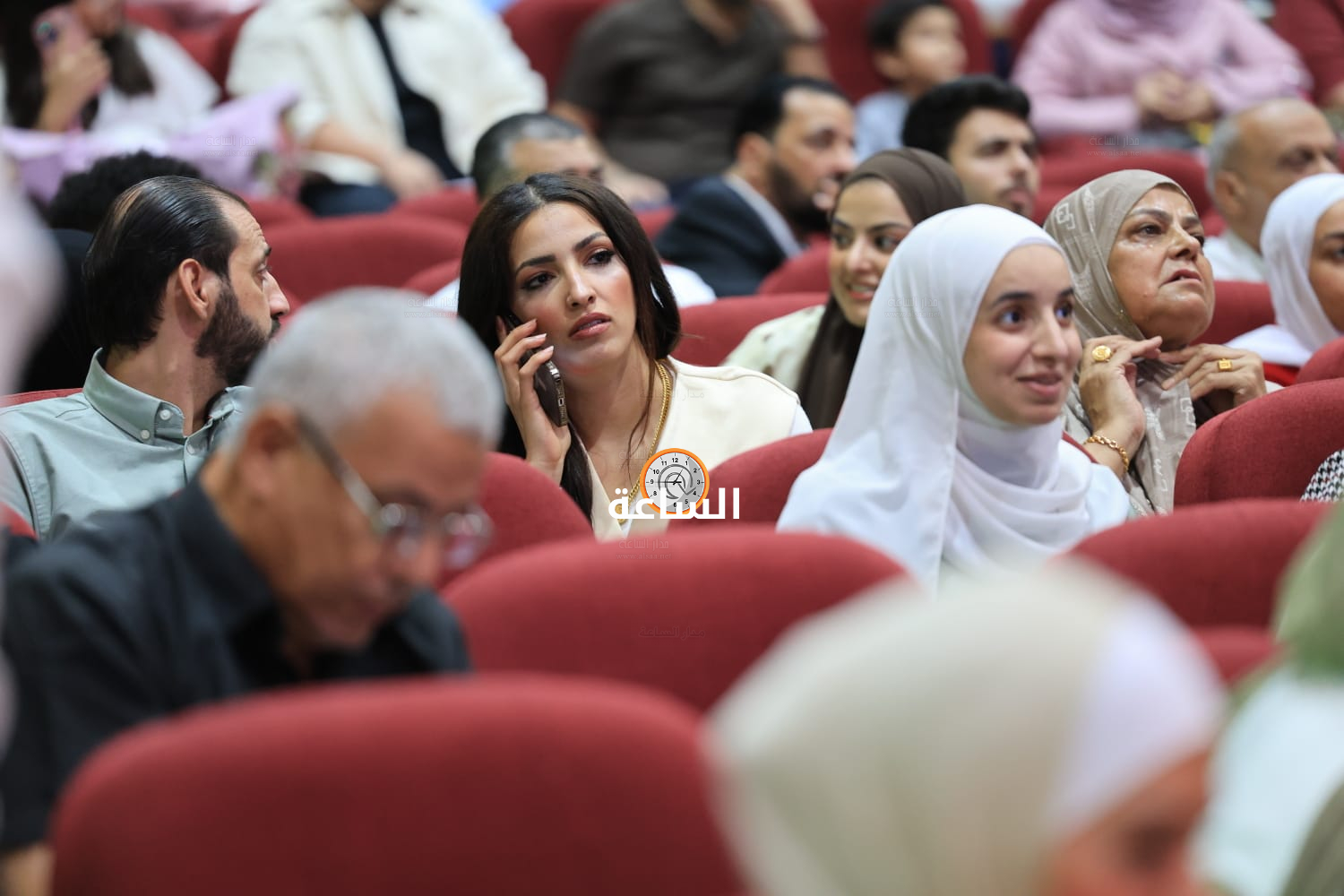 Madar Al-Saa Images 0.659945124451352