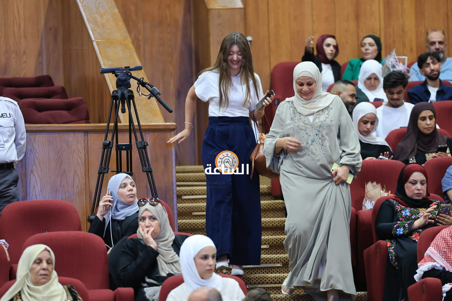 Madar Al-Saa Images 0.7854942655360917