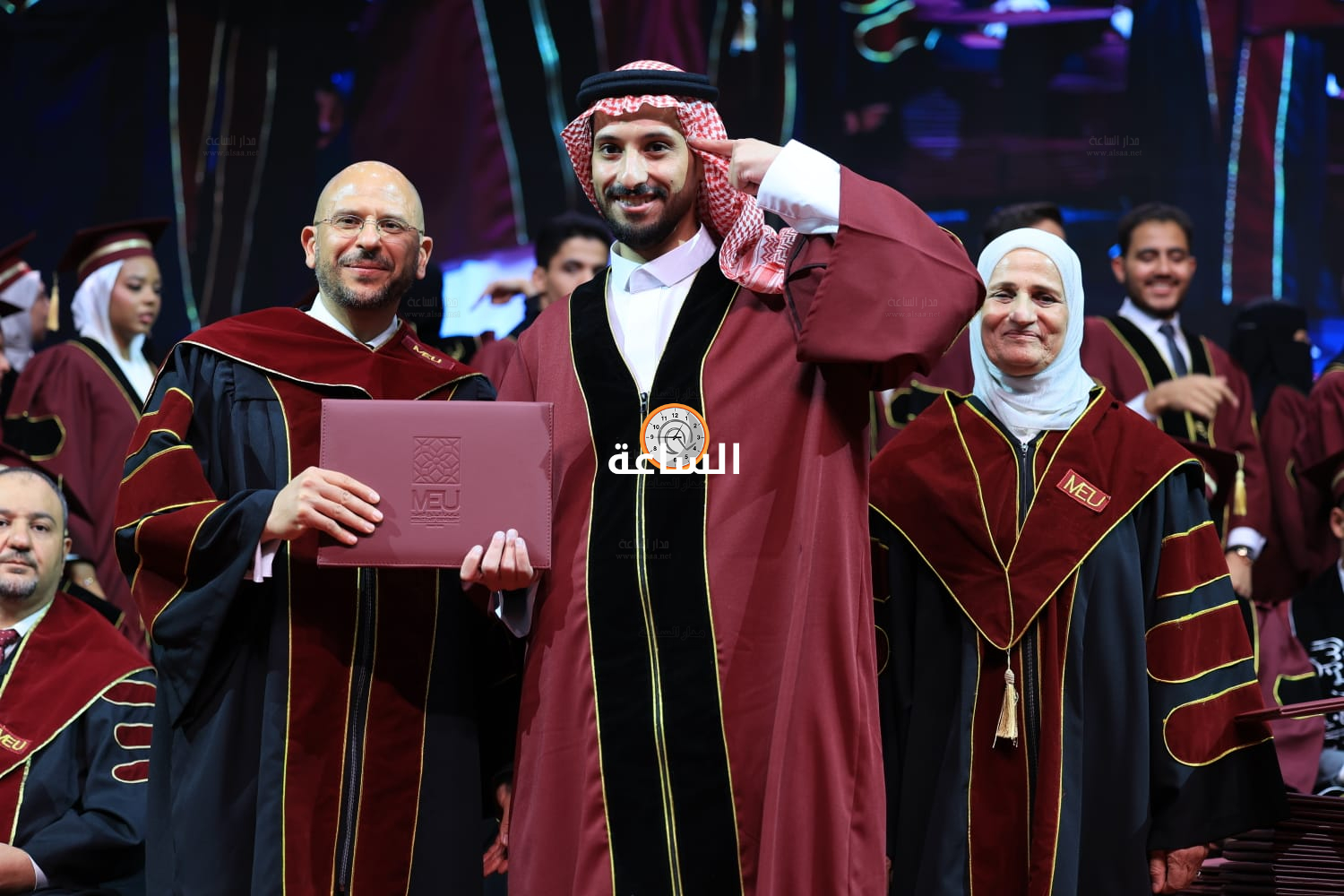 Madar Al-Saa Images 0.8436625345254708