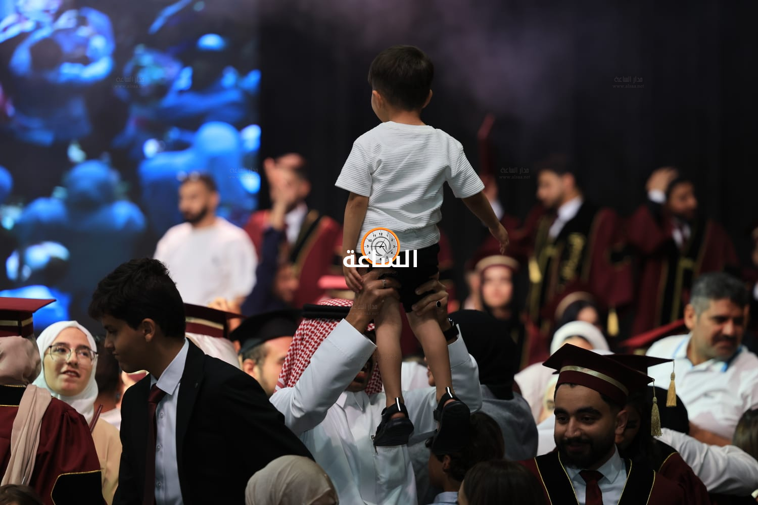 Madar Al-Saa Images 0.4779973359362376