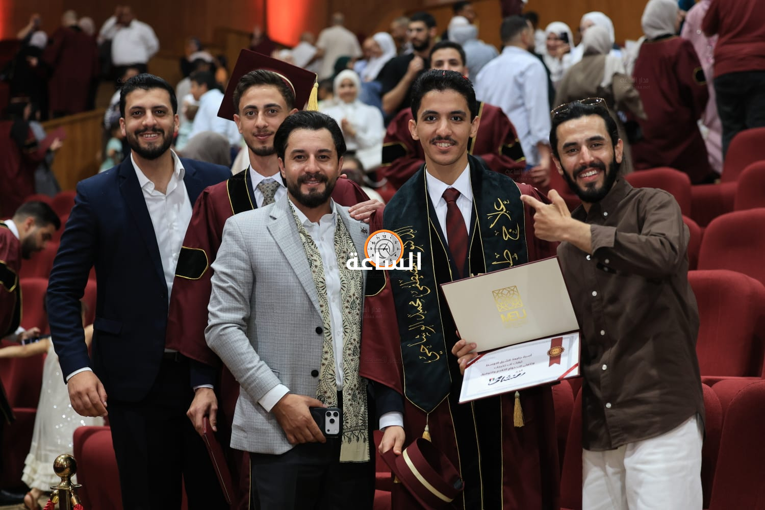 Madar Al-Saa Images 0.4355307524708354