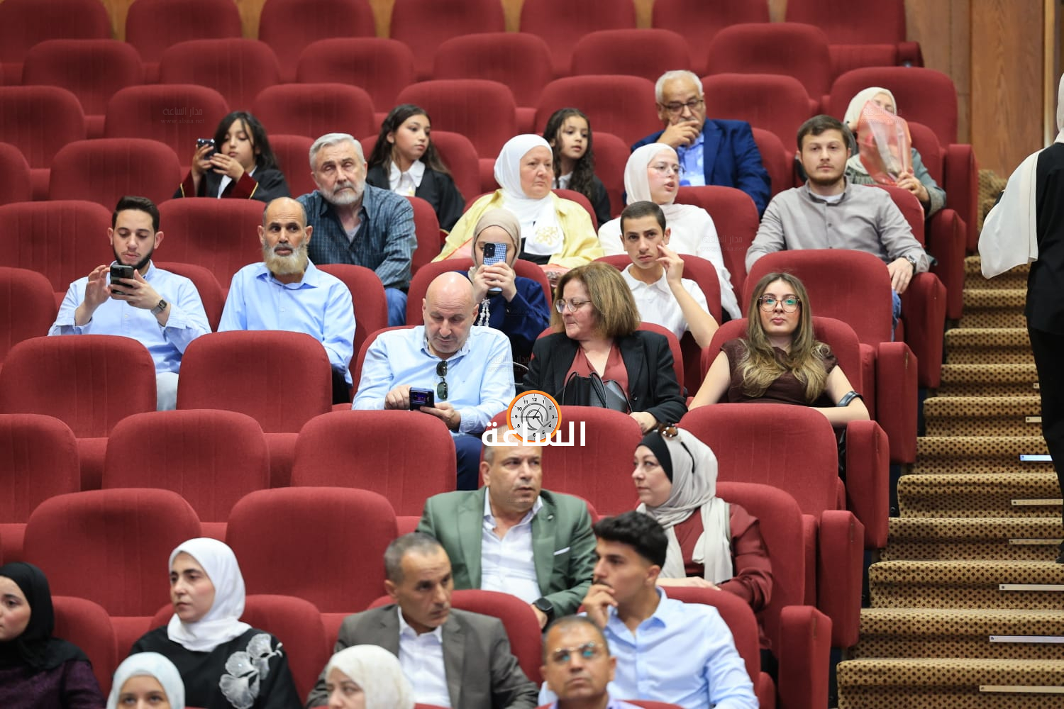 Madar Al-Saa Images 0.330079058213815