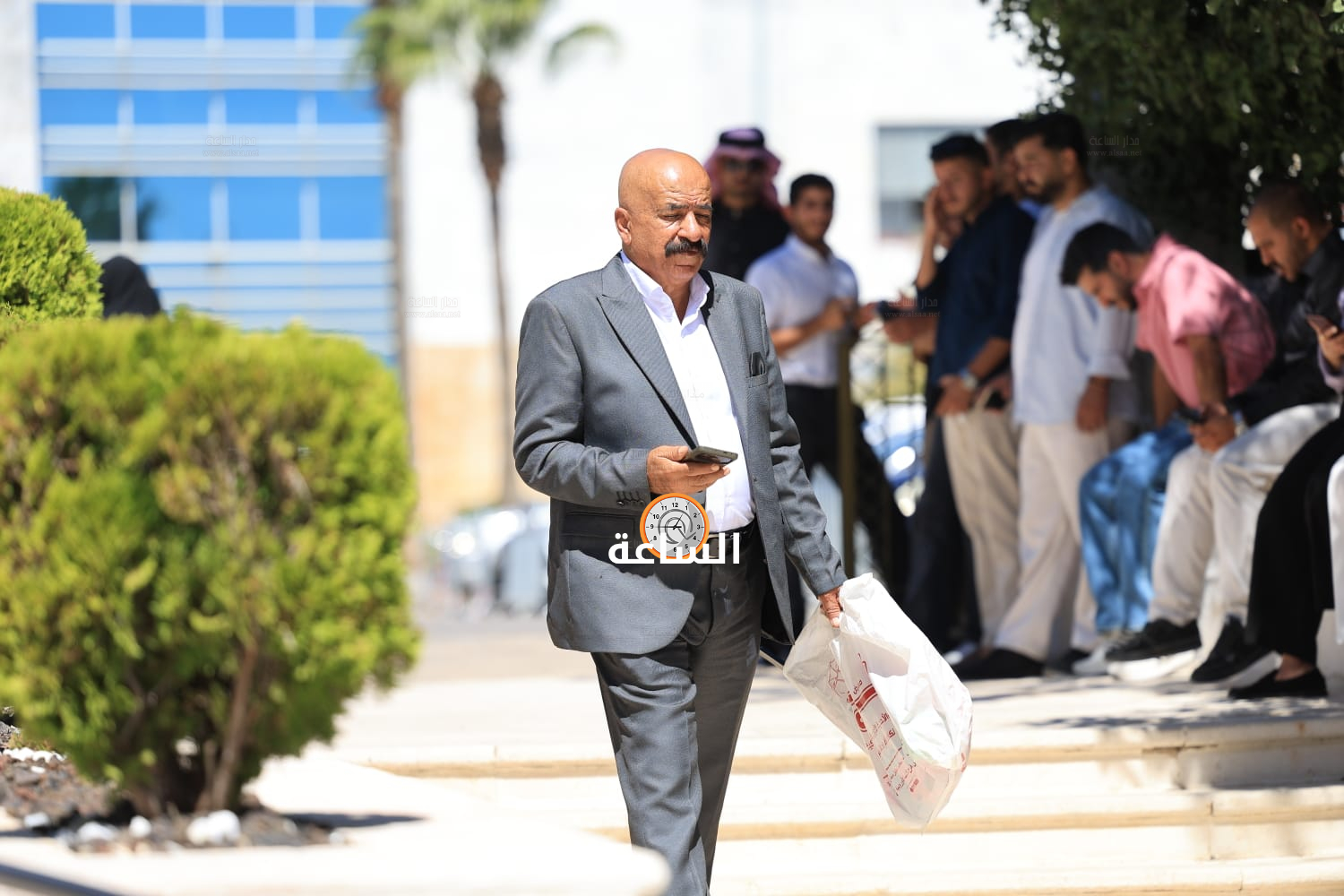 Madar Al-Saa Images 0.9532154636608193