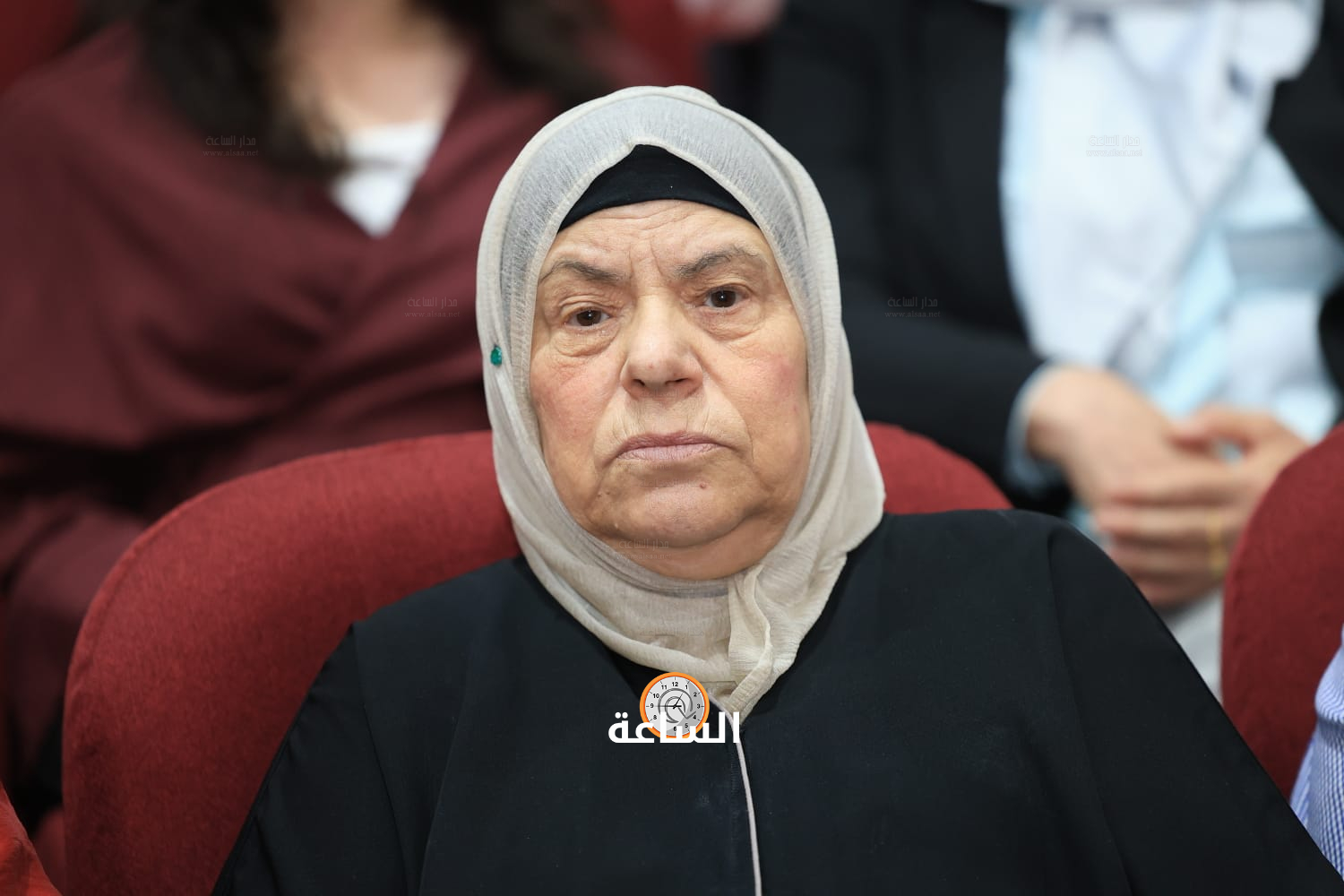 Madar Al-Saa Images 0.7758253613794683