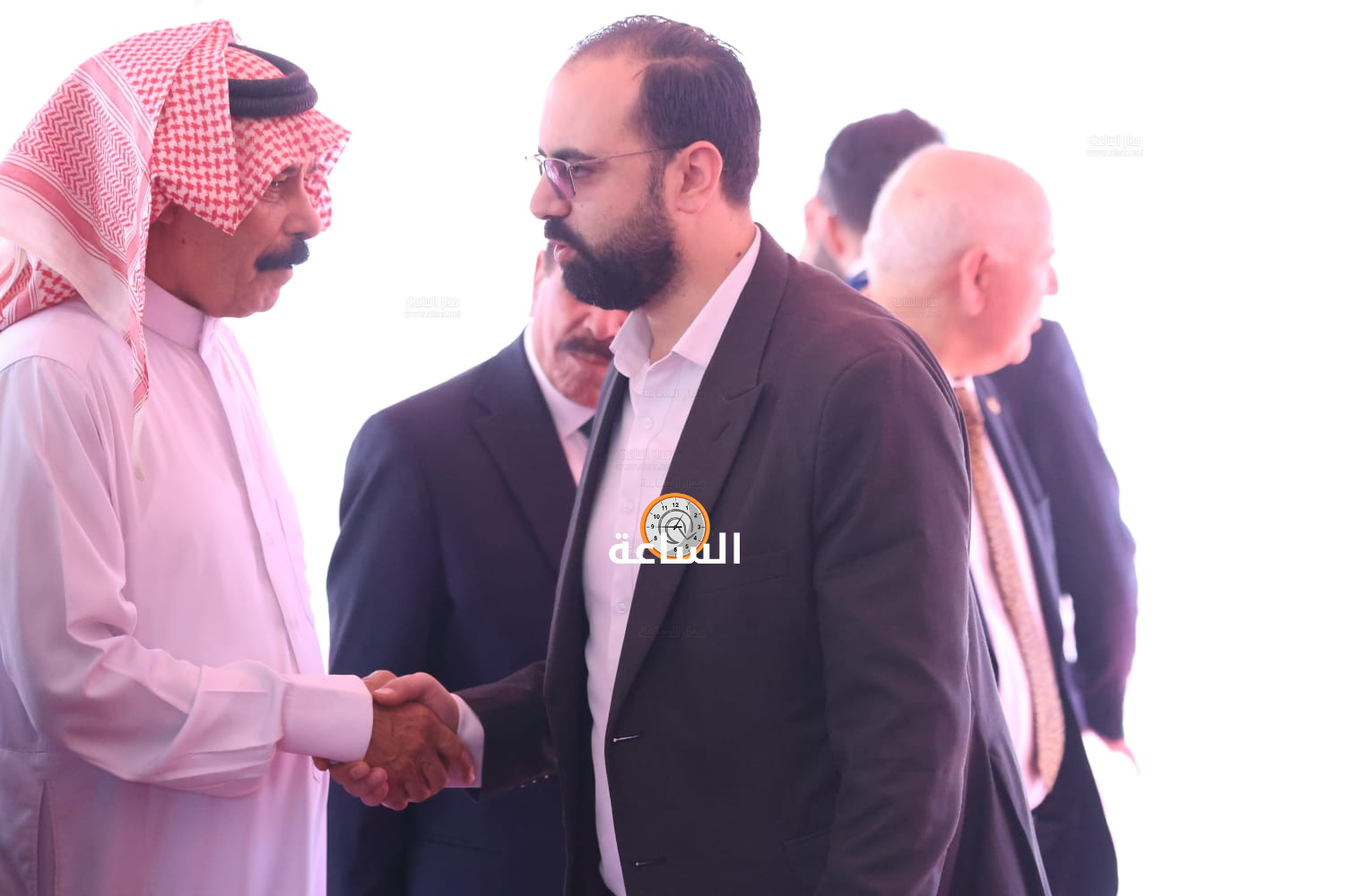 Madar Al-Saa Images 0.6778519805625359