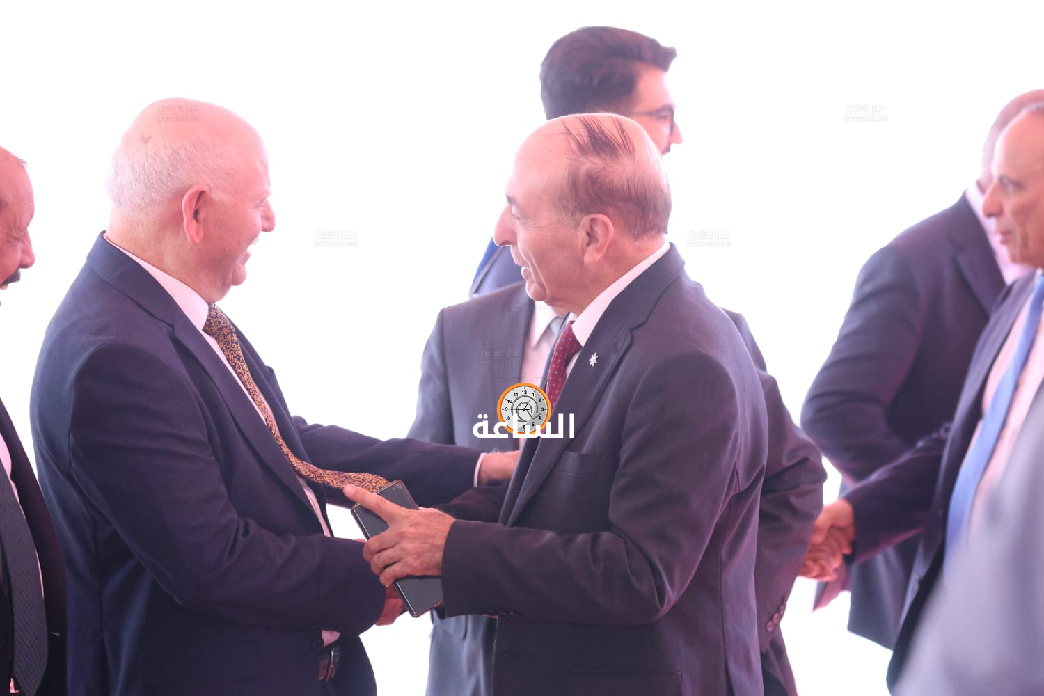 Madar Al-Saa Images 0.7326246729540584