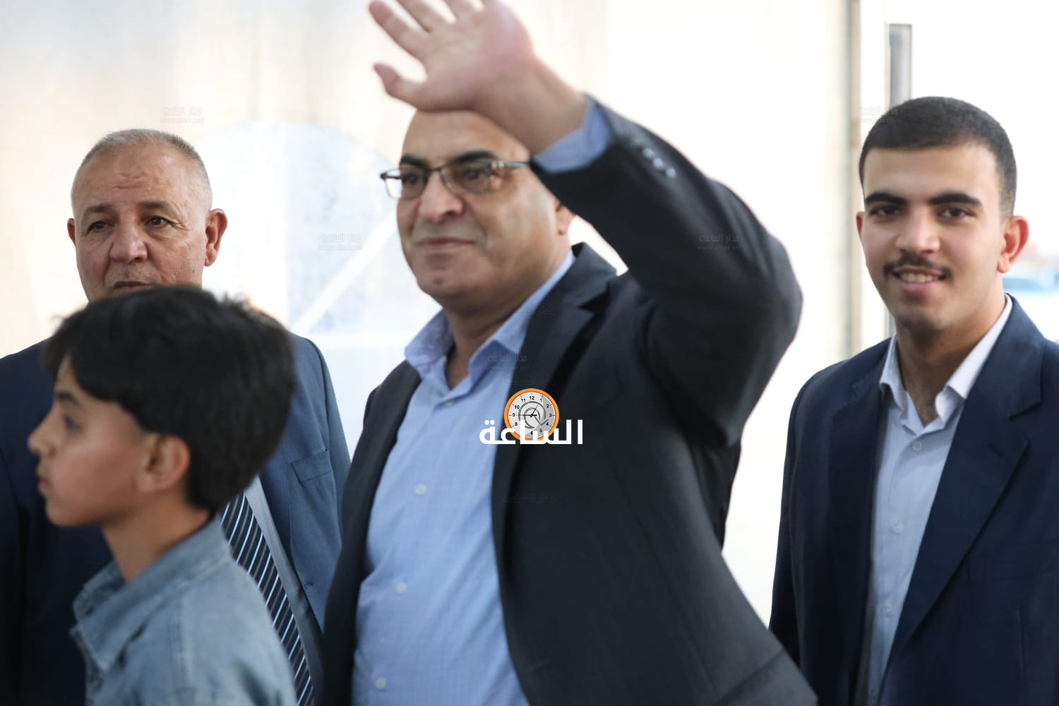 Madar Al-Saa Images 0.49156473992683525