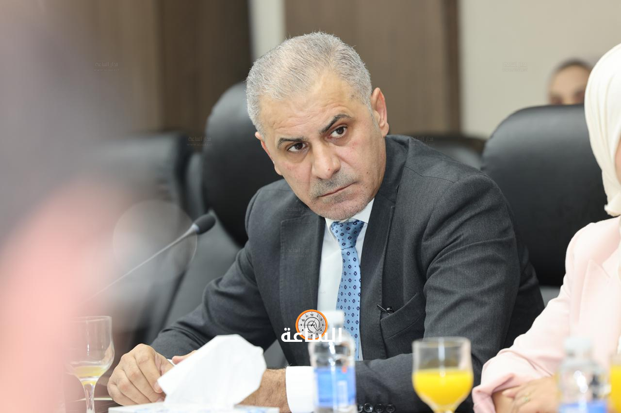 Madar Al-Saa Images 0.15460105577088235