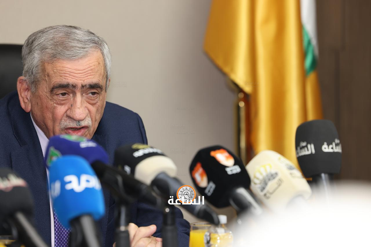 Madar Al-Saa Images 0.7141272869856177