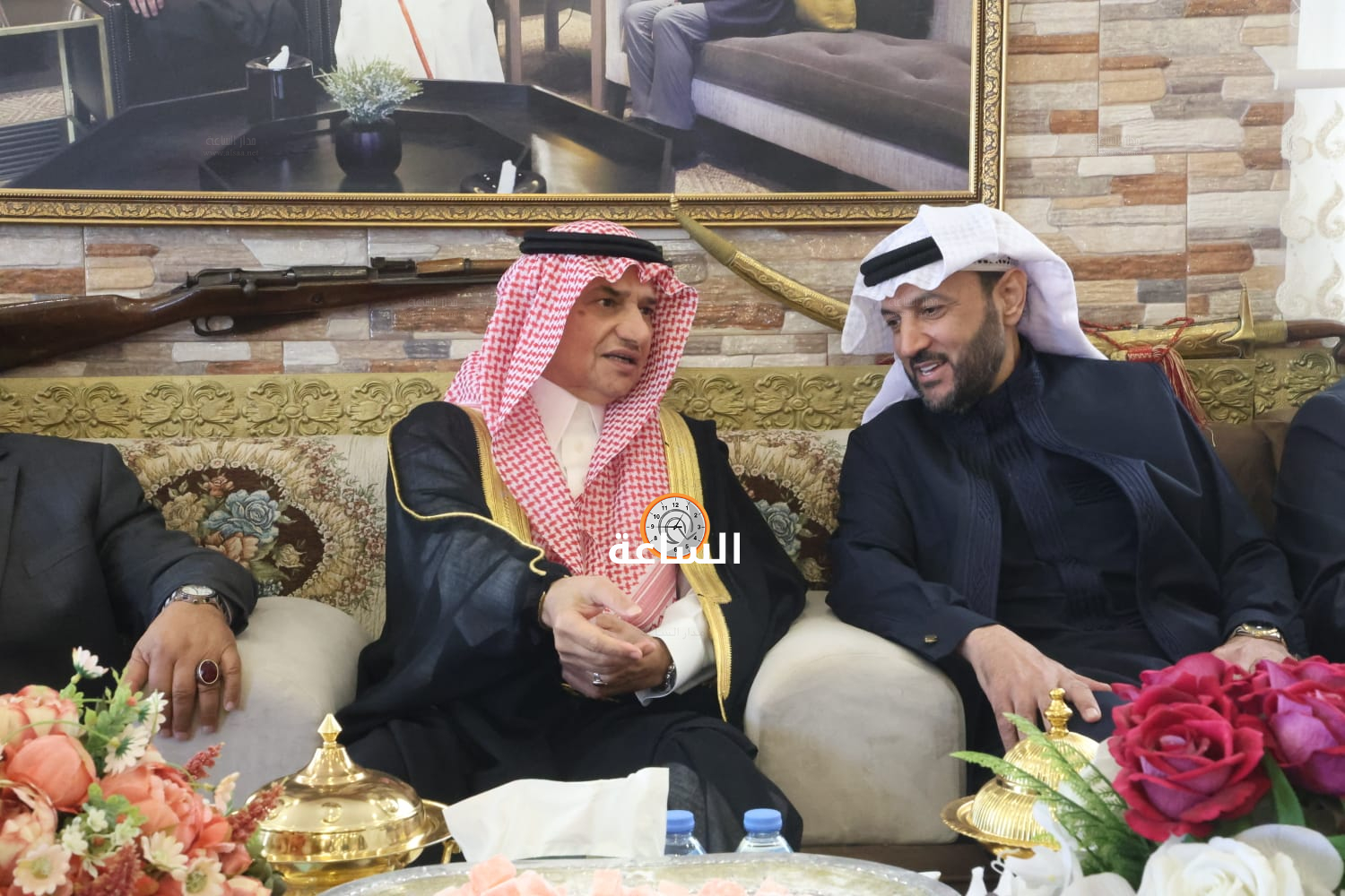 Madar Al-Saa Images 0.47939168420177525