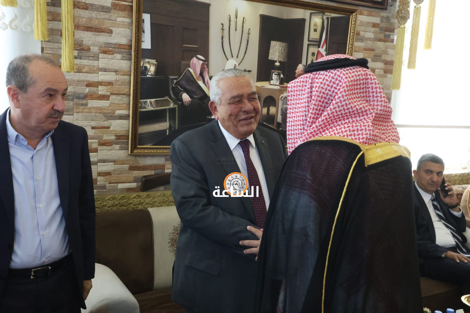 Madar Al-Saa Images 0.3022005584107802