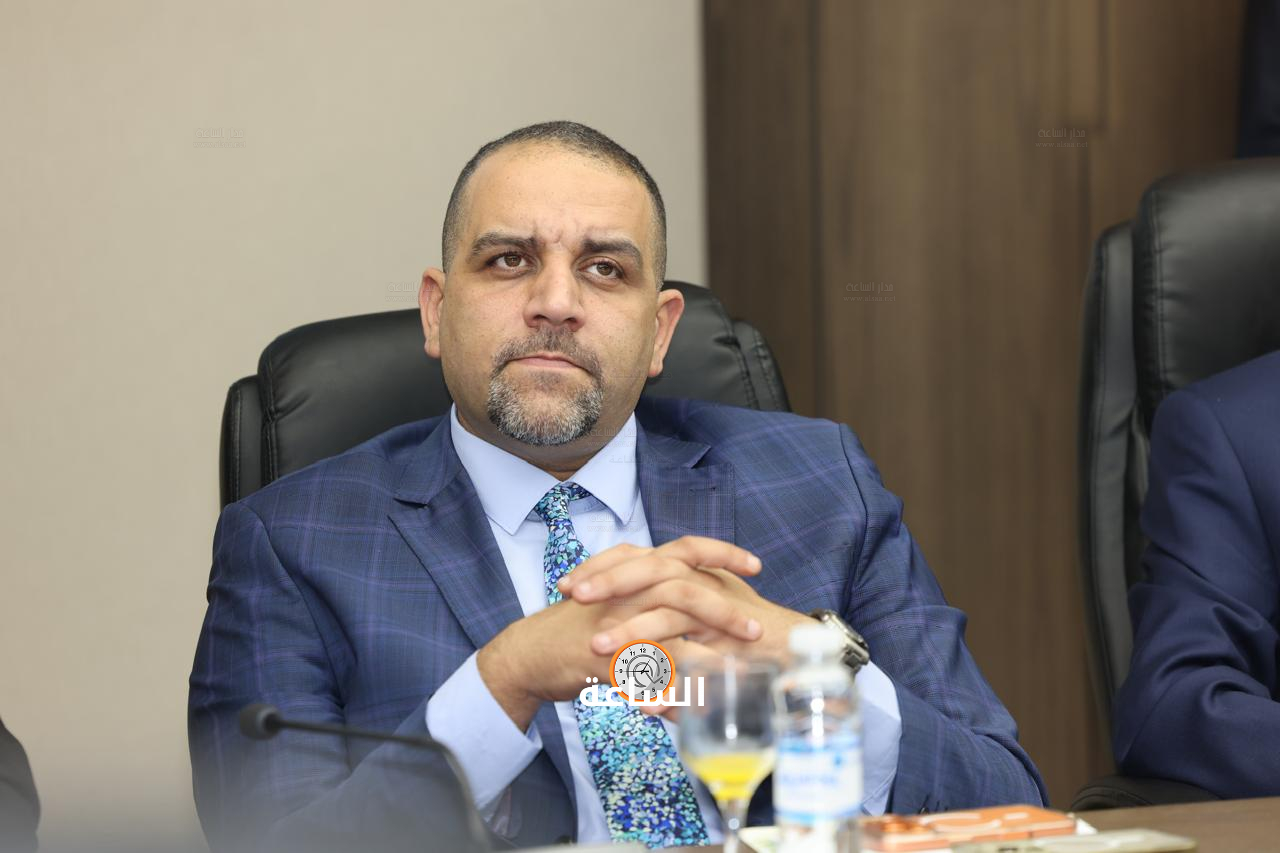 Madar Al-Saa Images 0.25246125987344503