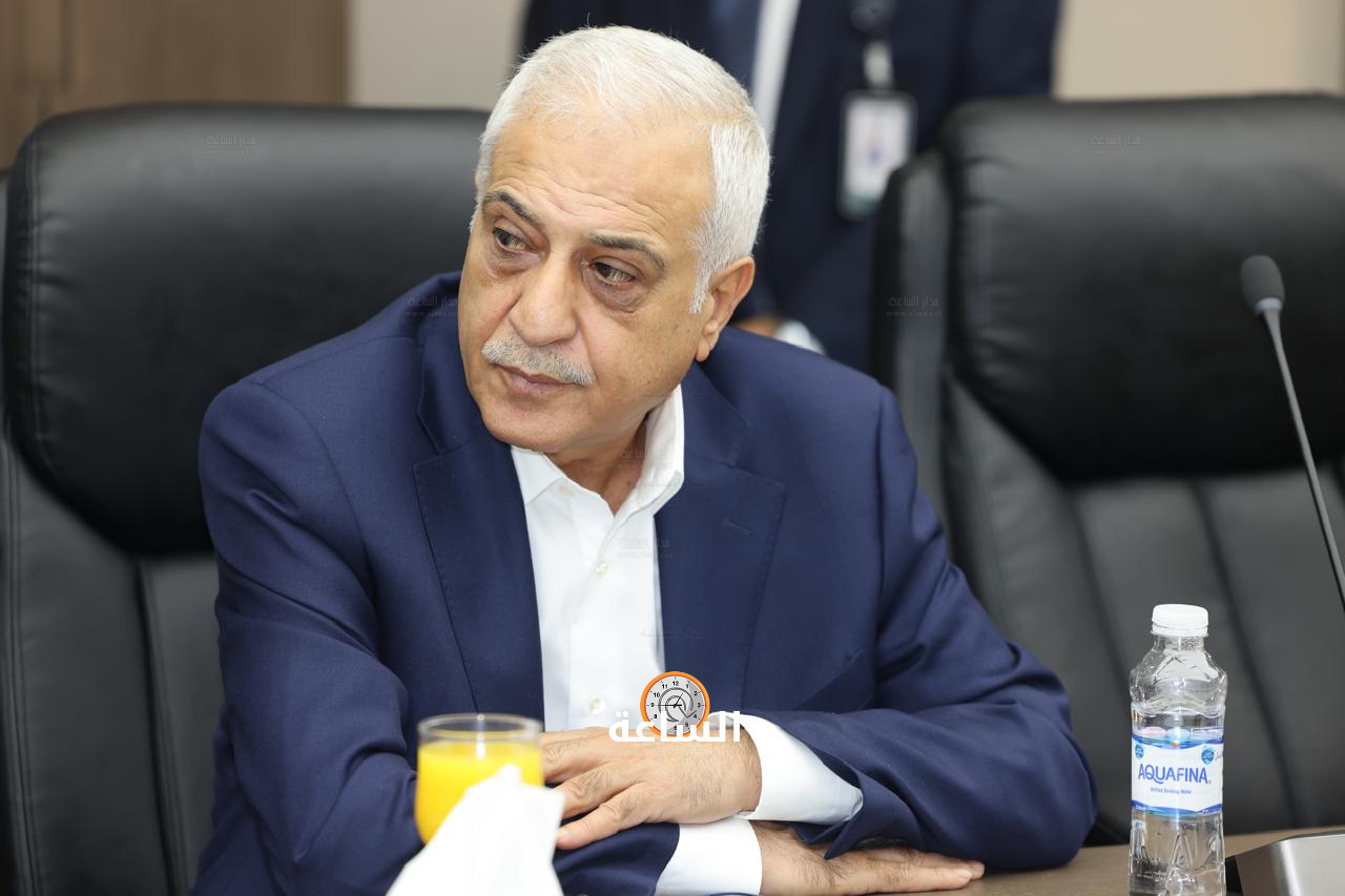 Madar Al-Saa Images 0.6093405515158181