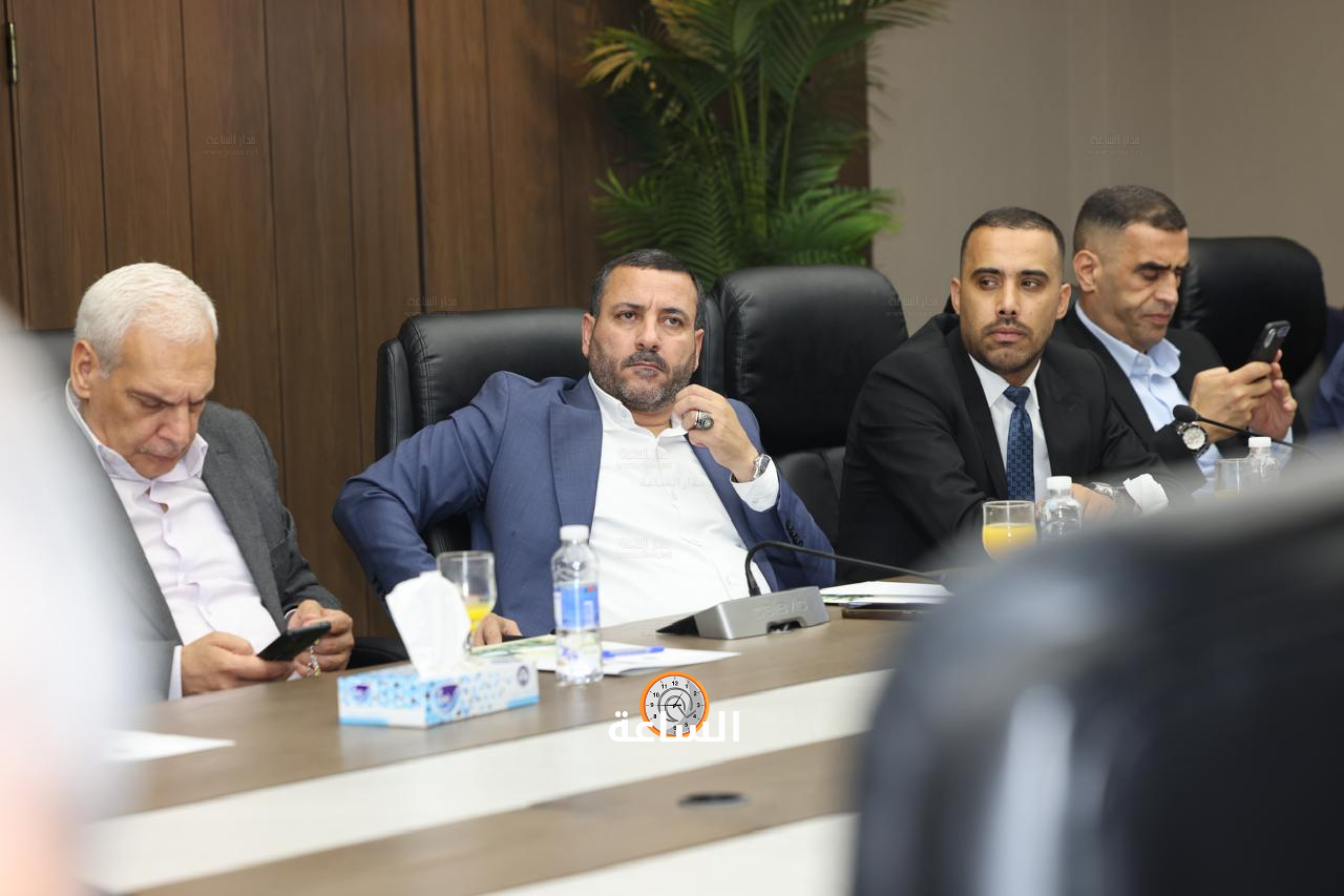 Madar Al-Saa Images 0.26749500845559926