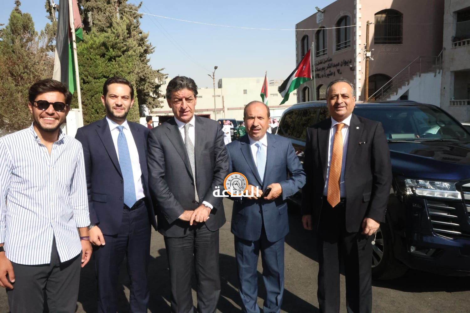 Madar Al-Saa Images 0.7600406872426981