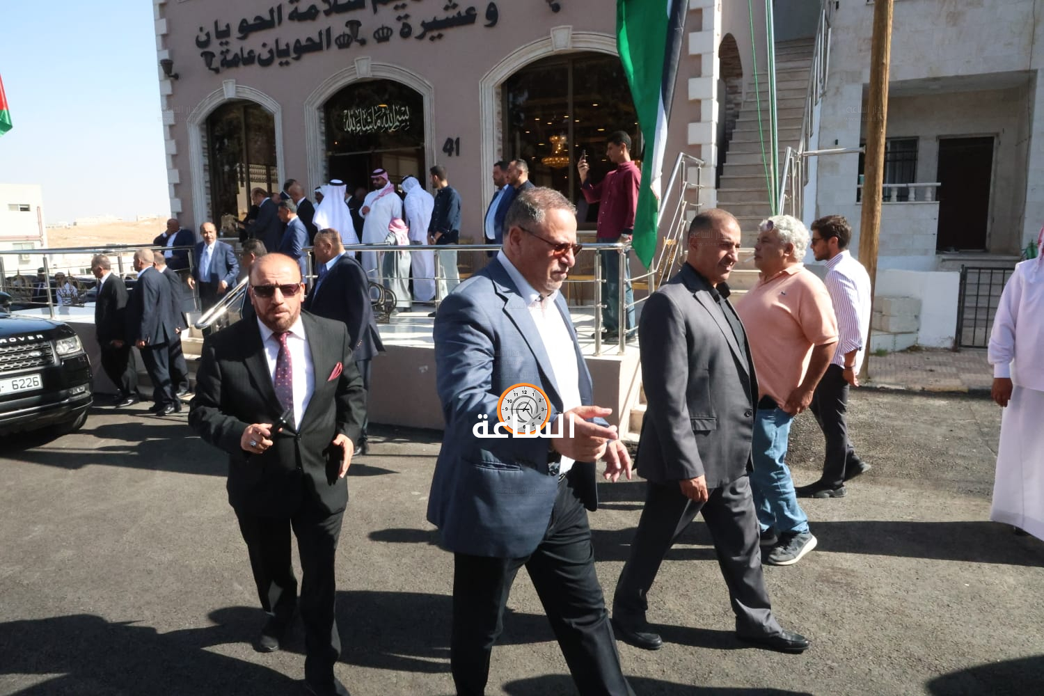 Madar Al-Saa Images 0.8877884268113586