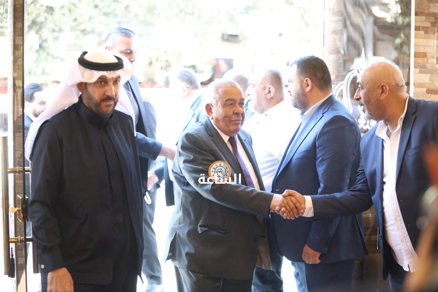 Madar Al-Saa Images 0.9657406916061637